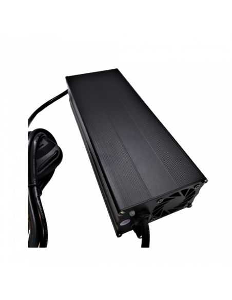Charger rapide 84v 6,5A Nami