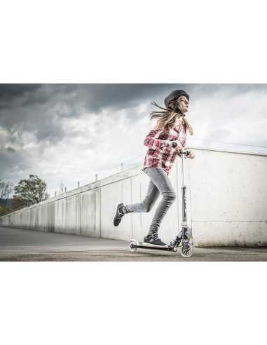 Trottinette Micro Sprite Spécial Edition Noir - Grip rayé